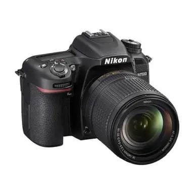 Nikon D7500 DSLR Camera with 18-140mm Lens